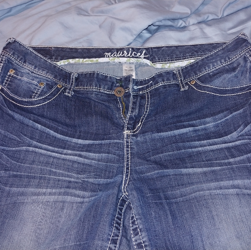 Maurices Straight Jeans in 17/18